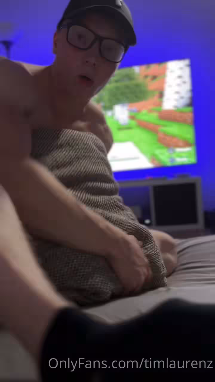 Sensational fit Tim Vylo Tim Laurenz nude porn leak
6