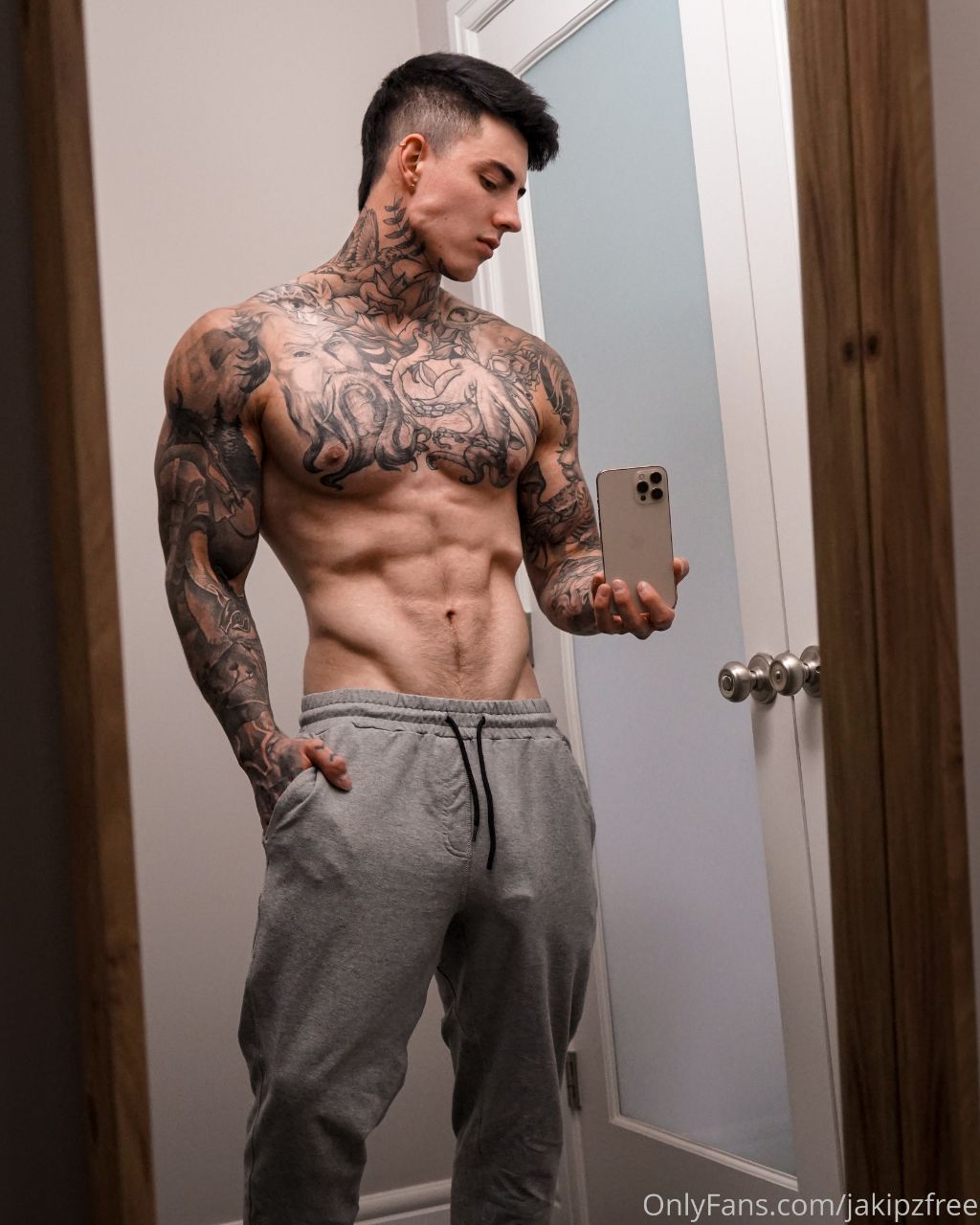 Sensational massive dick Jake Andrich ass
1