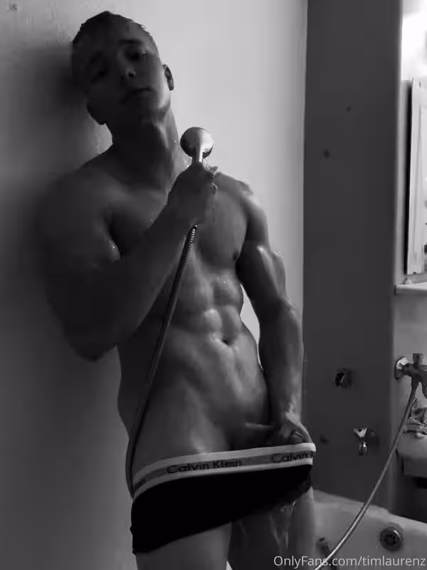 Sensational ripped muscle timvylo timlaurenz Nude fansly
3