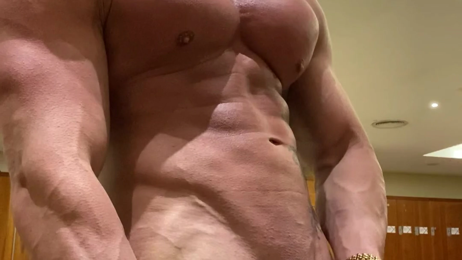 Sensational sculpted charlielondon nude porn leak
2