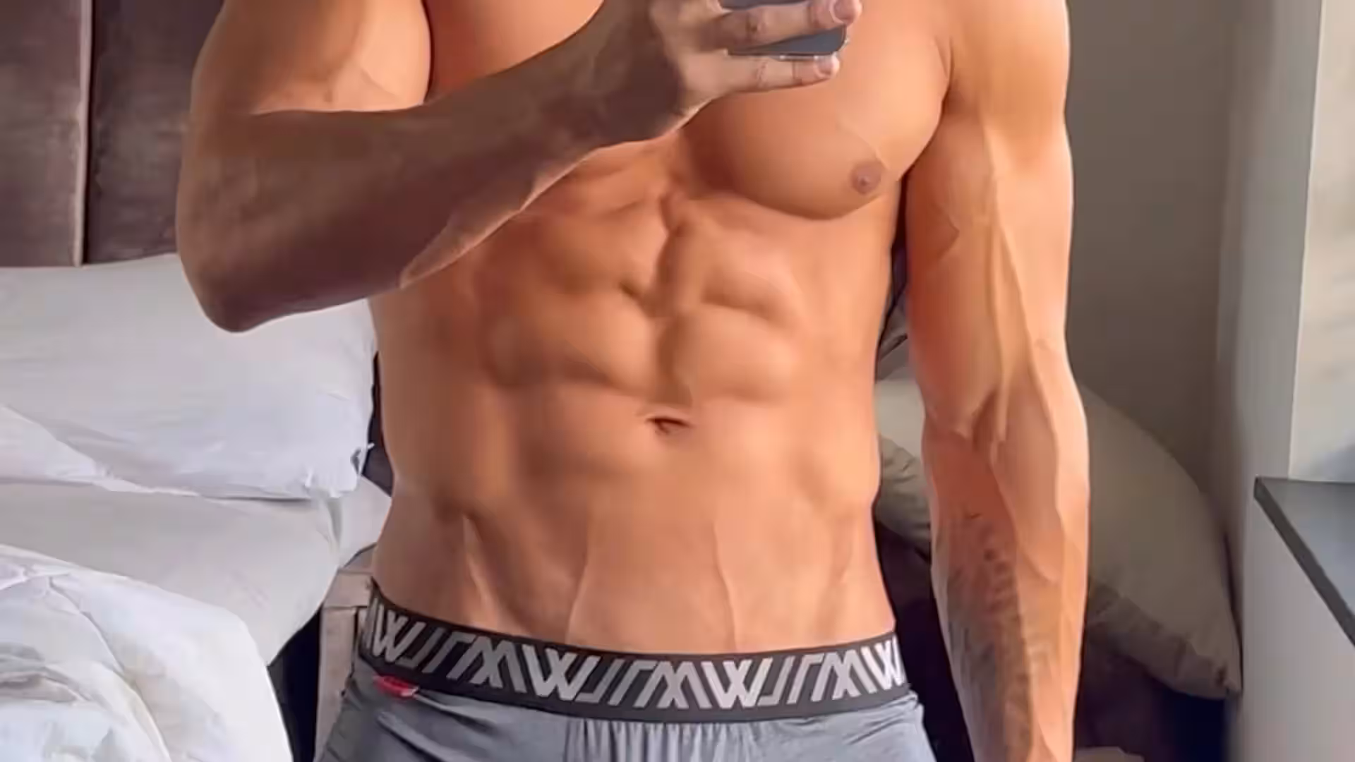 Sensational Tenacious pocketpussy levyvanwilgen porn pic
9