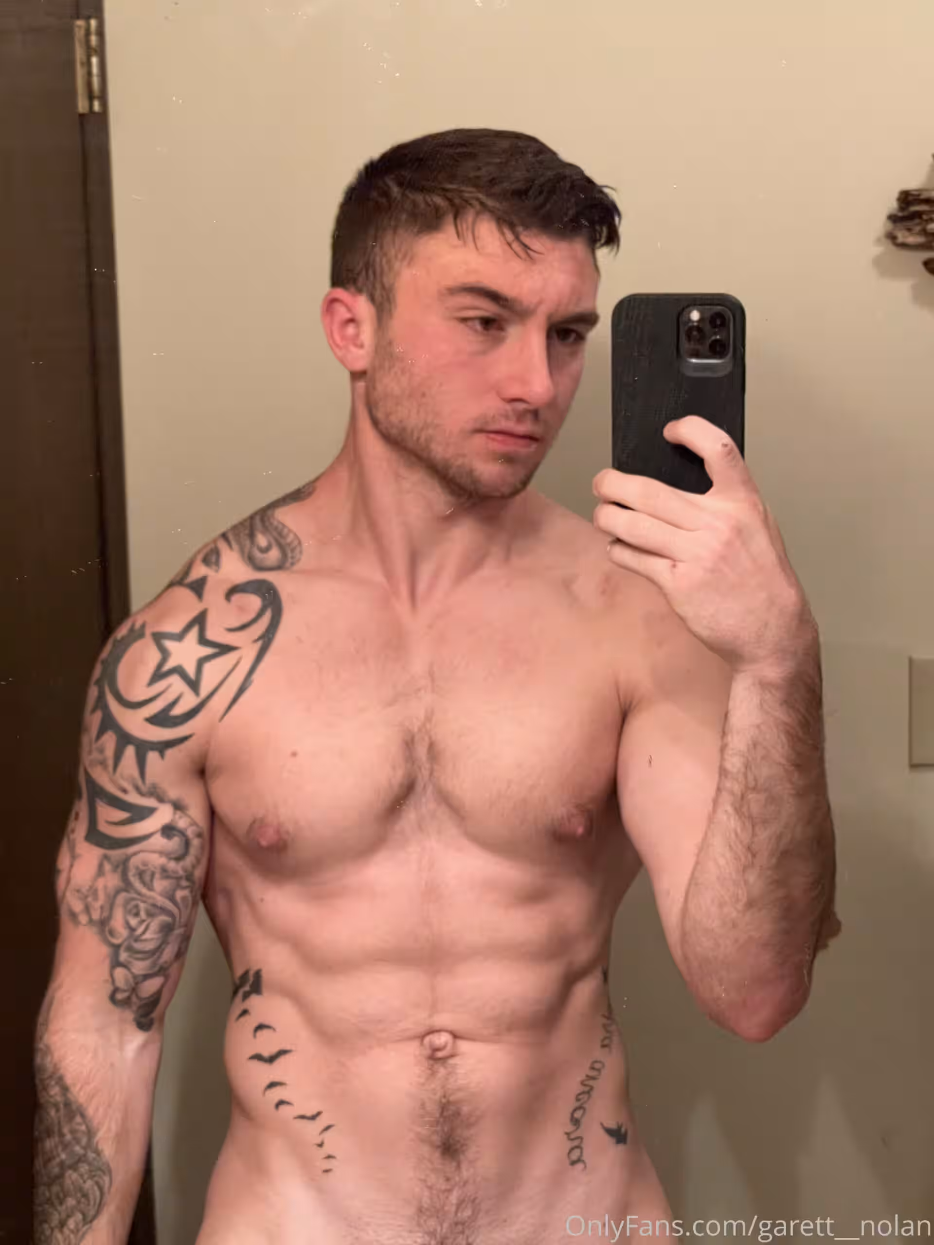 Sensational TIKTOK STAR Garett Nolan Fansly leaked
0