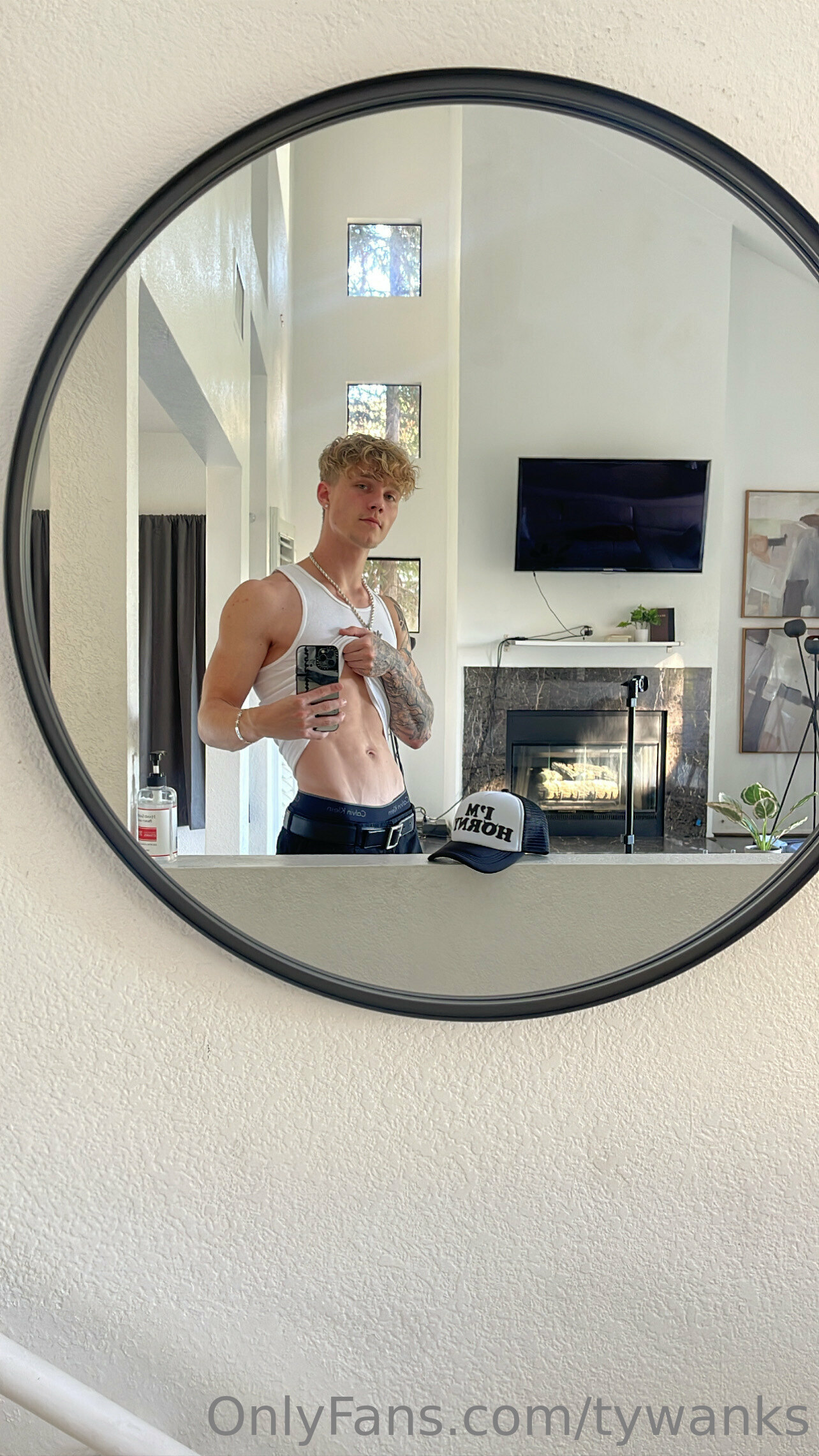 sensual troytempts   Exposed
0