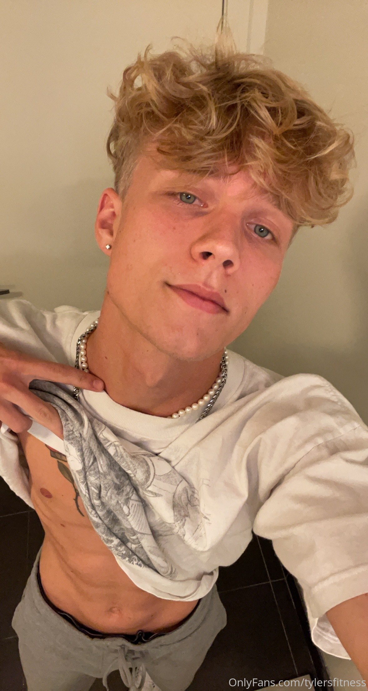 sensual troytempts onlyfans leaks pic
2