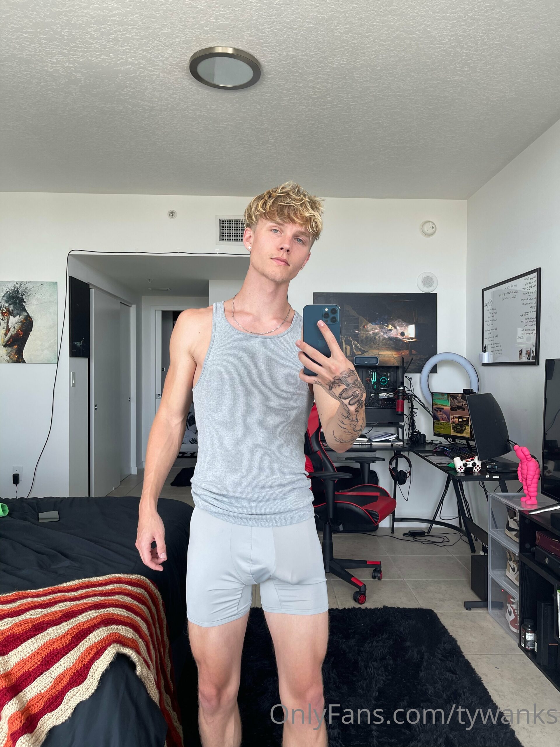 sensual Tyler Pauley nude porn leak
0