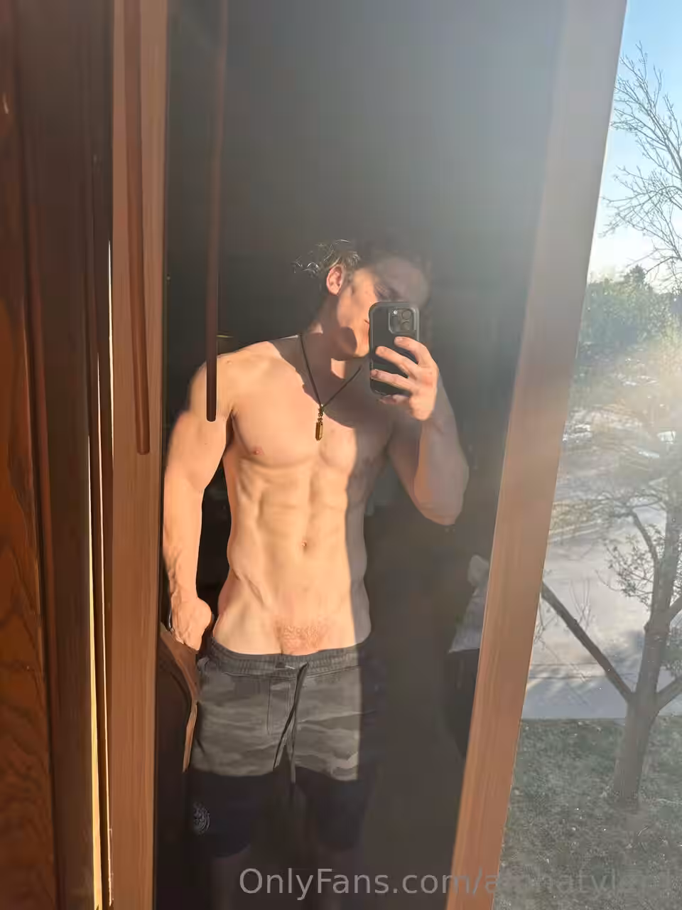 sexy master alphatylerd ass
1