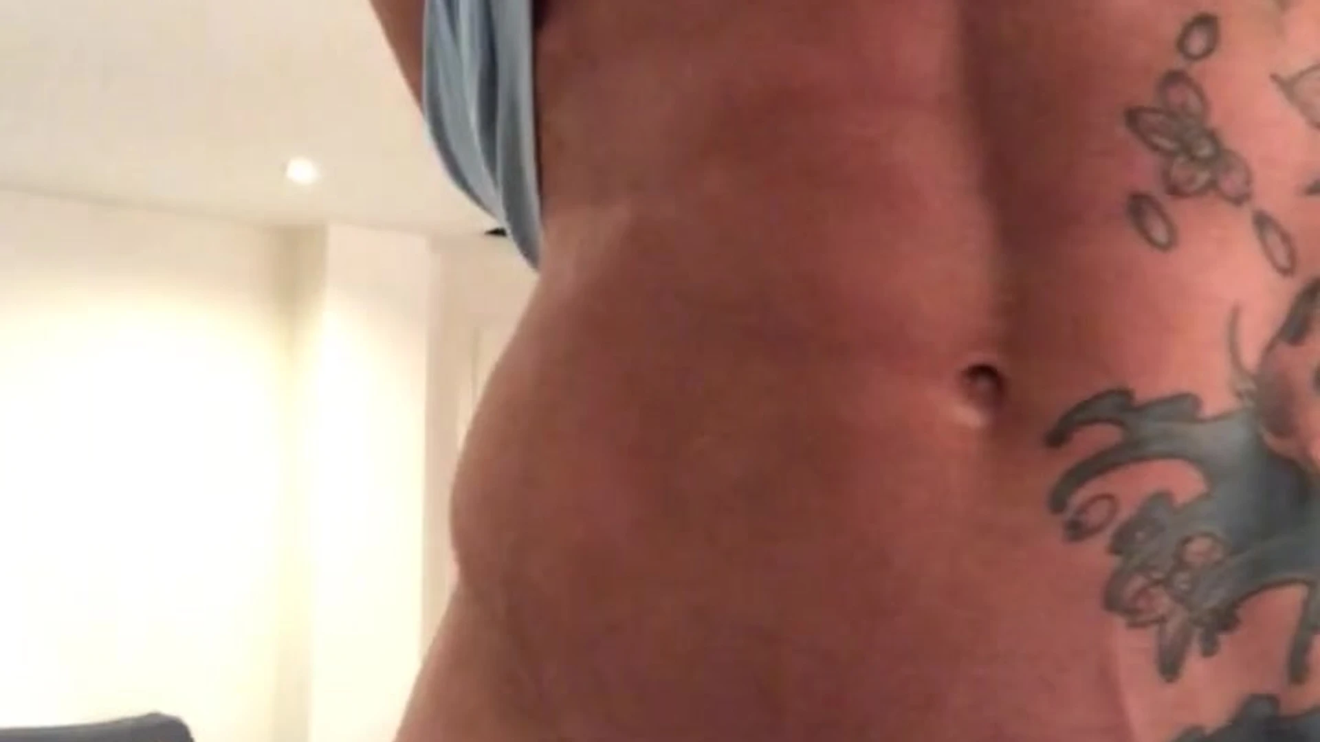 sexy pleasuring himself Muscular throatedtv
1