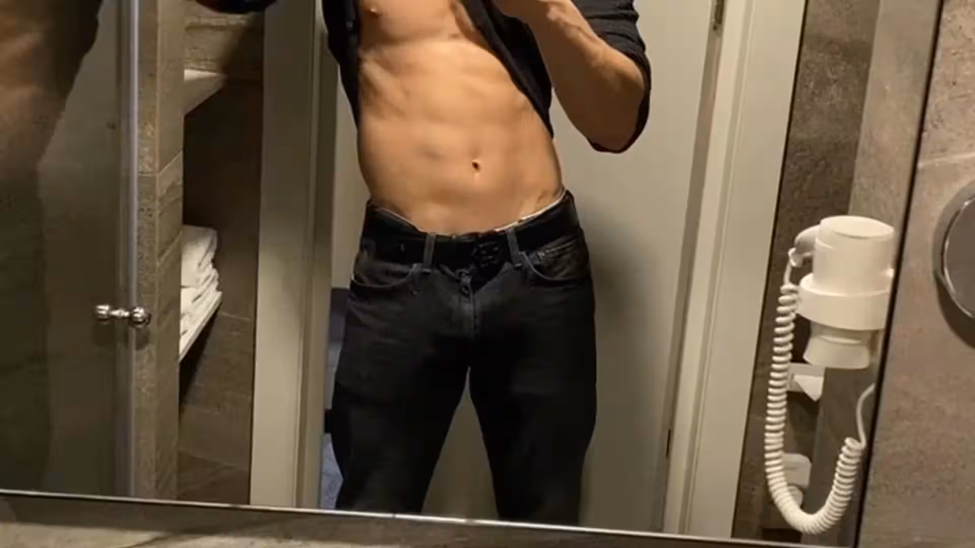 sexy slut гей онлифанс Max Barz   Video
5