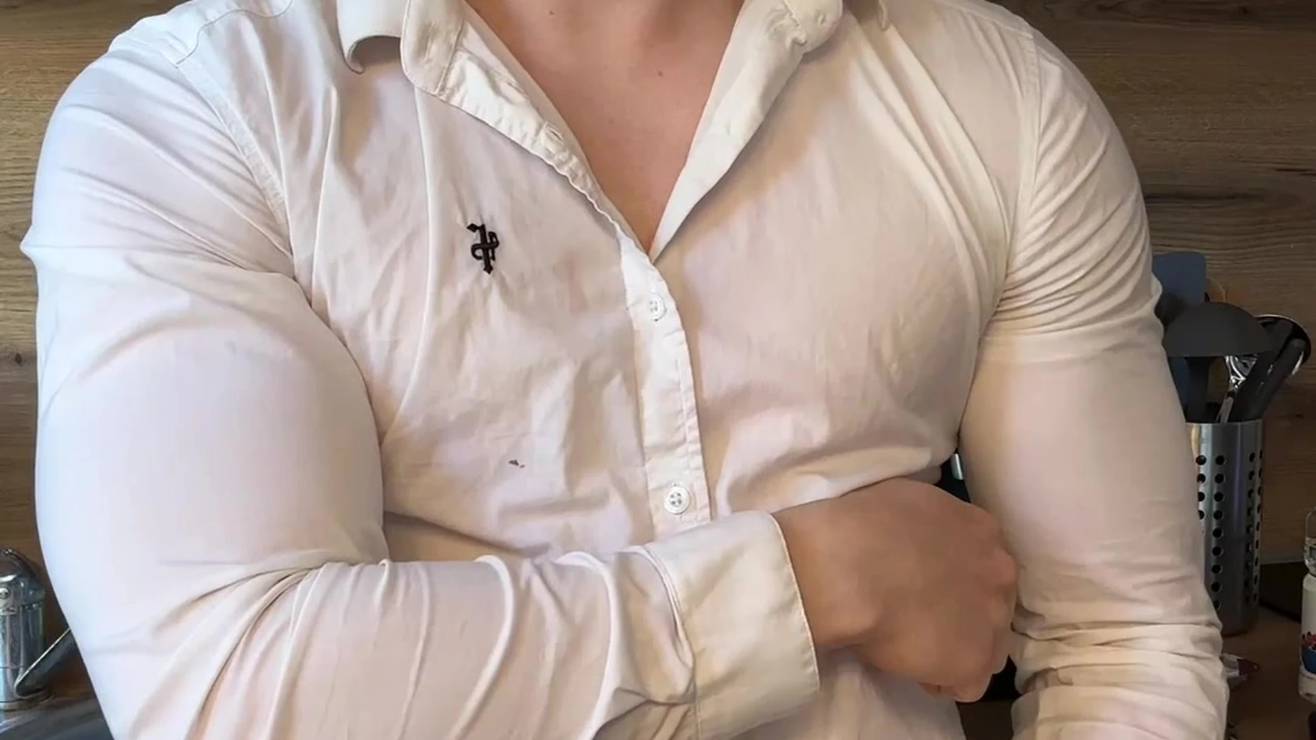 Shrewd muskulös Tim Vylo free onlyfans
3