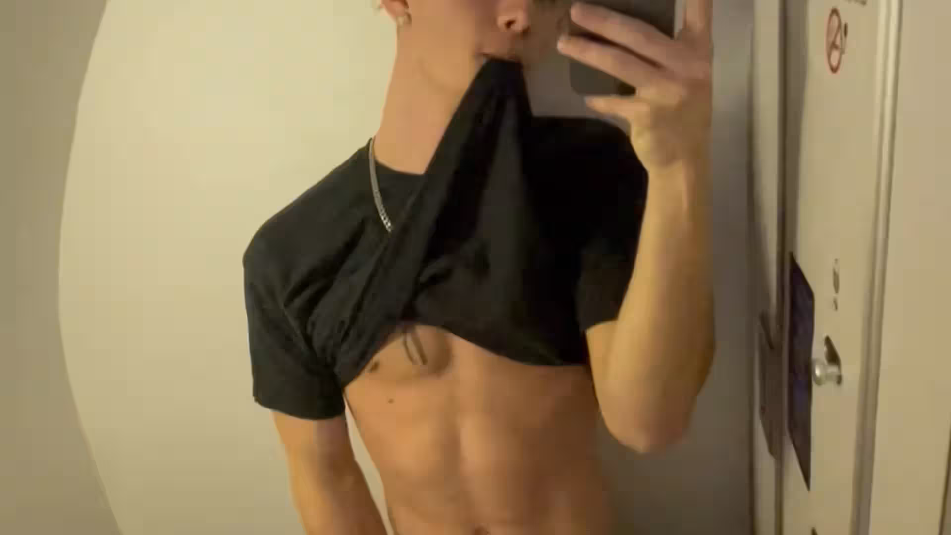 Sincere Filthy Tyler Pauley masturbating Video
2