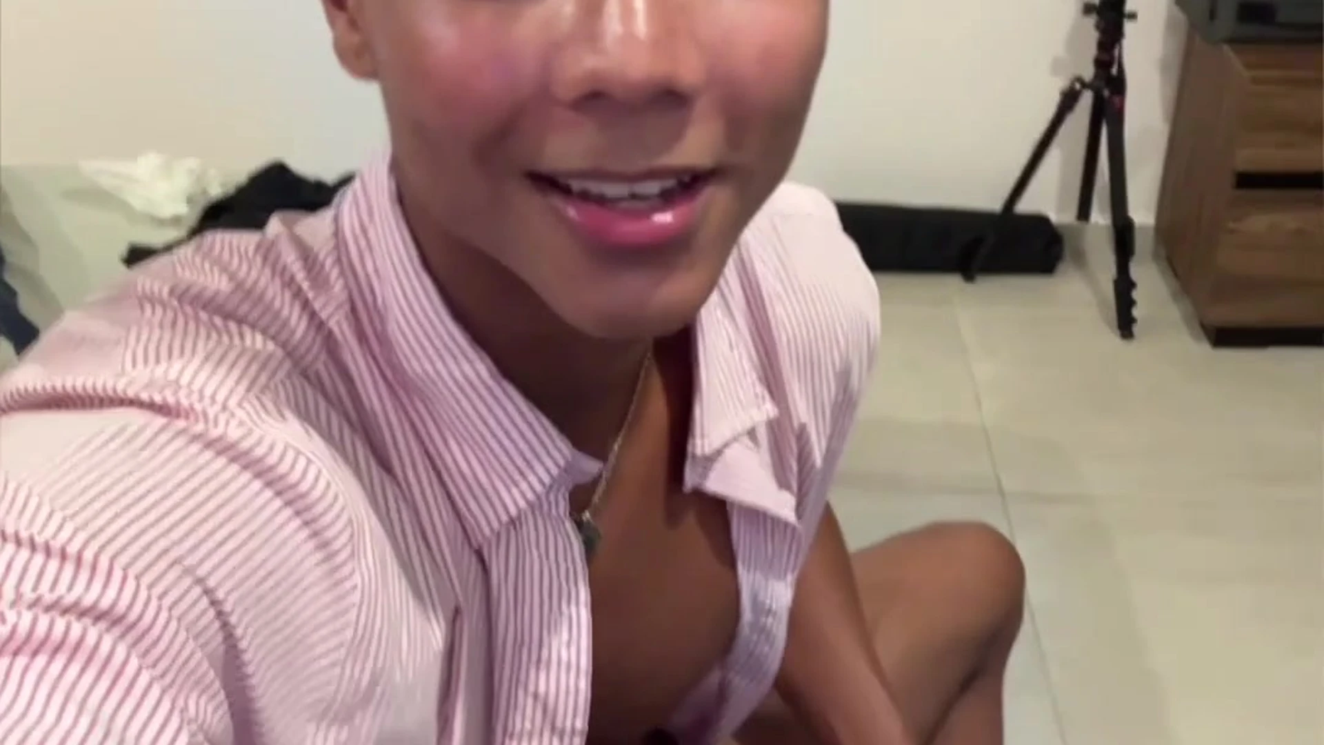 Sjaam SoyJaam Jeffry Aranda – Jalandomela Despues De Una Cena
18