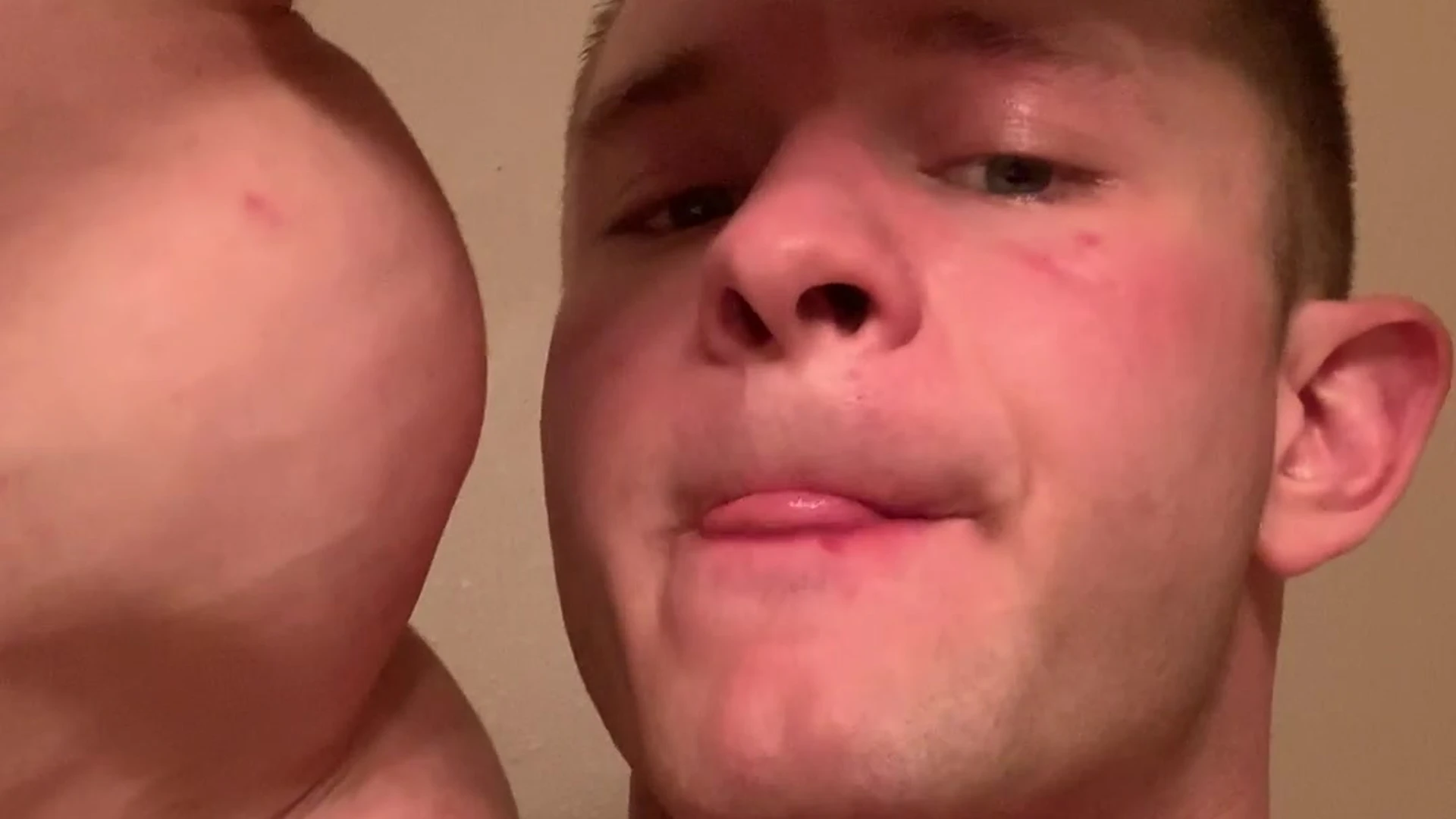 slut colossal IamSteel6 nudes
0