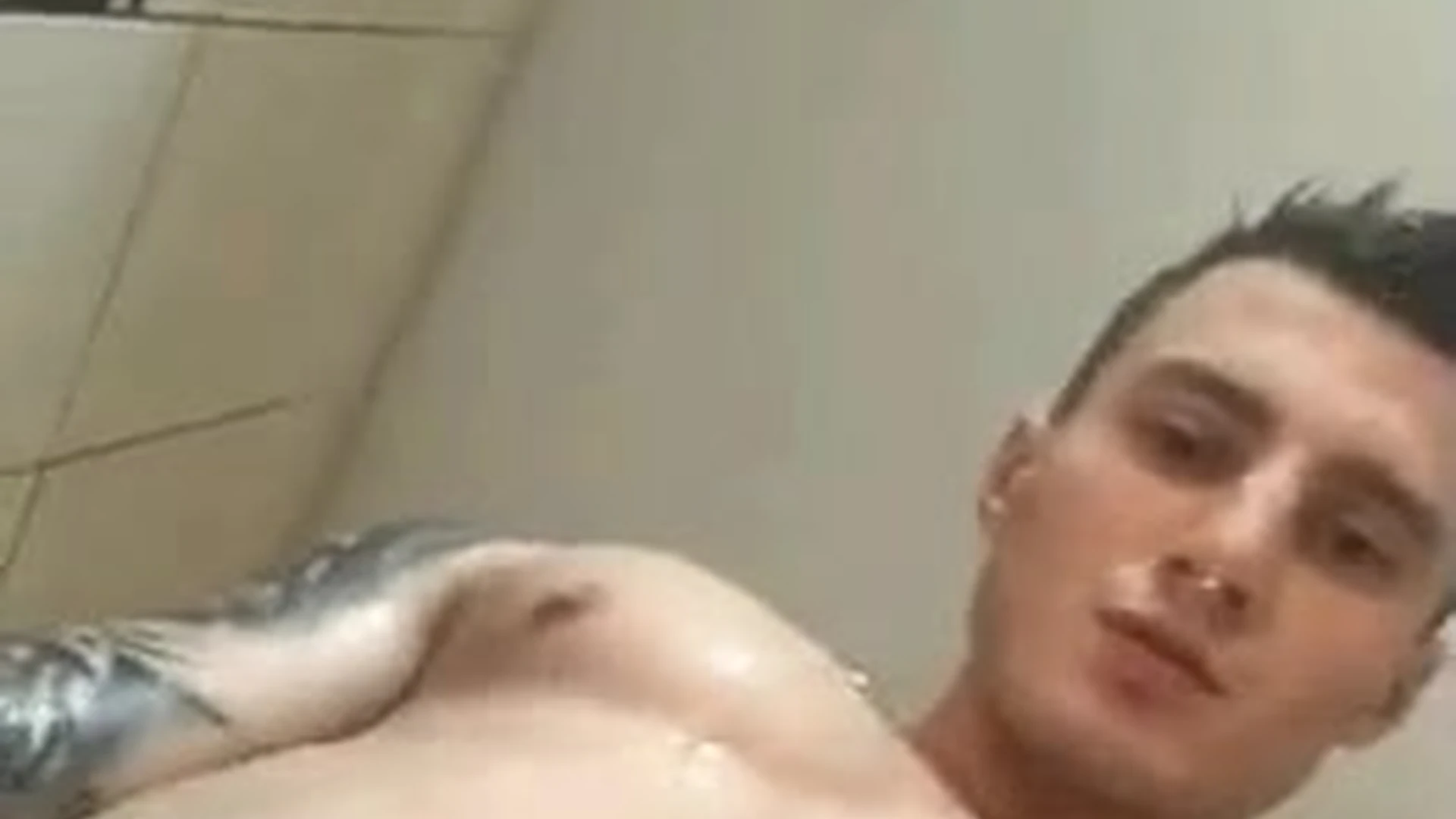 slutty boy bitch гей онлифанс max_barz Nude leak
2