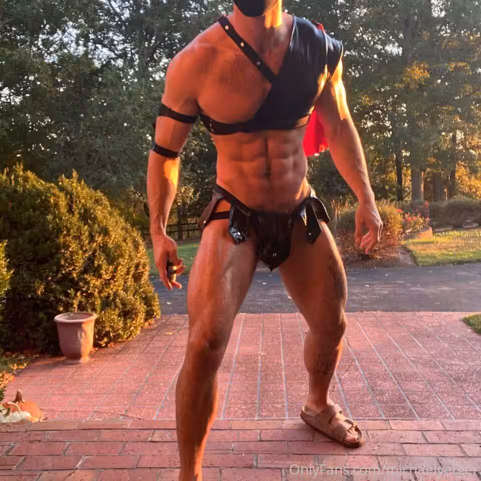 survivor reality tv show Michael Yerger nude Exposed
1