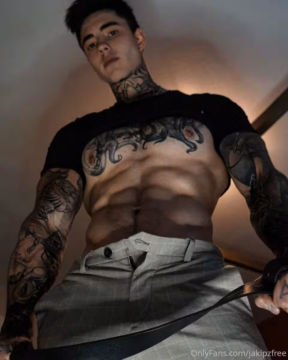 tiktok star Jakipz nsfw Exposed
4