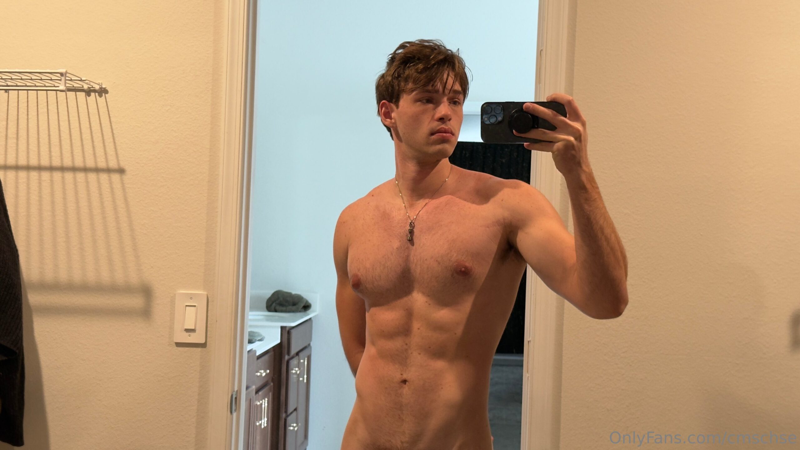 tiktoker Chase Stobbe naked pics
1