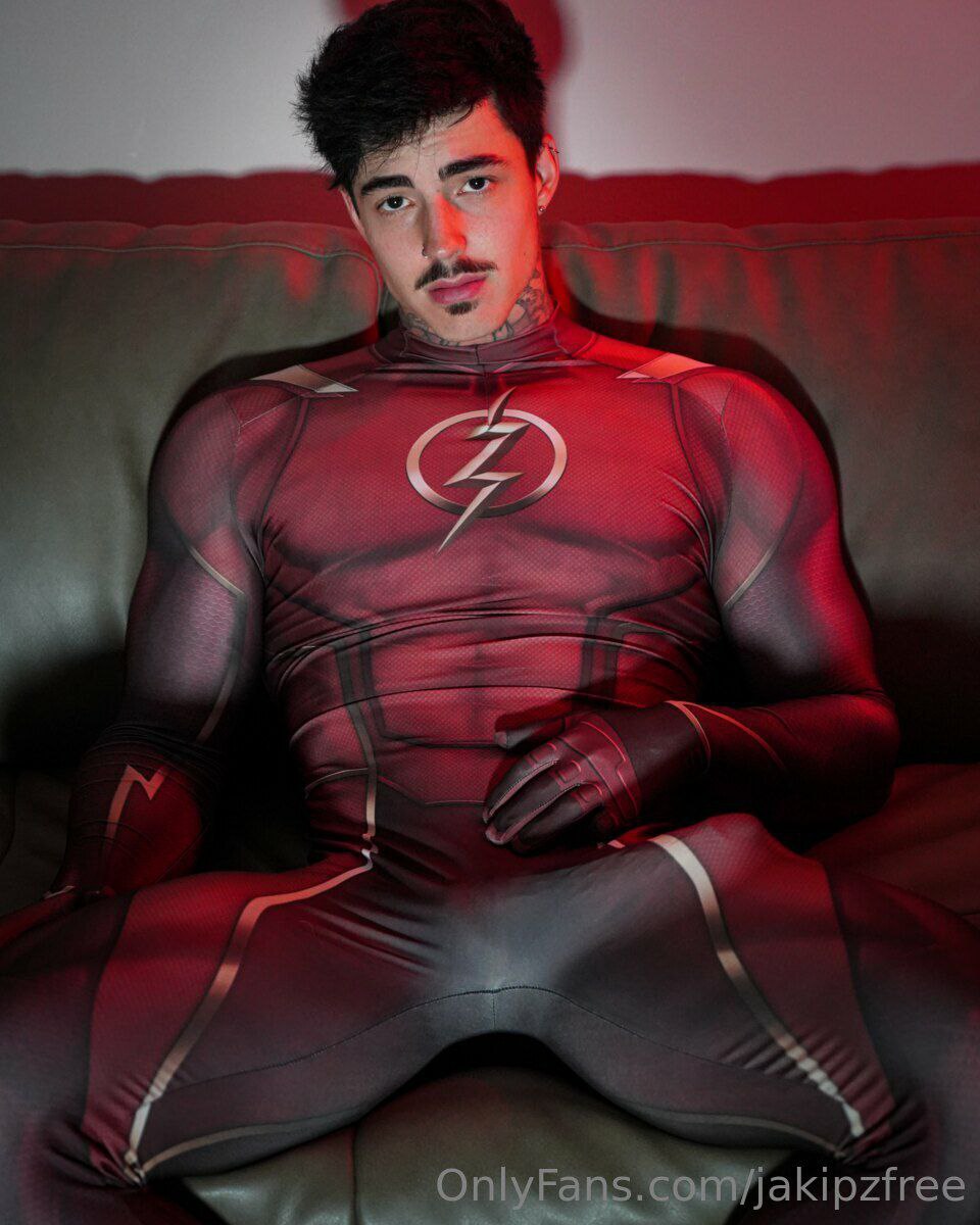 tiktoker Jake Andrich sexy pic Sensational
7