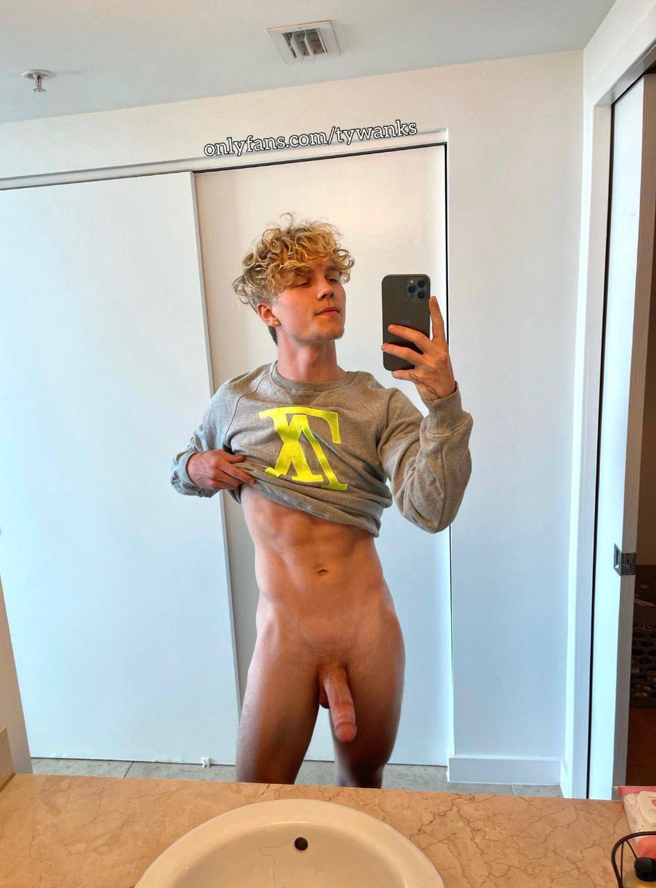 twinkish tywanks   Exposed
2