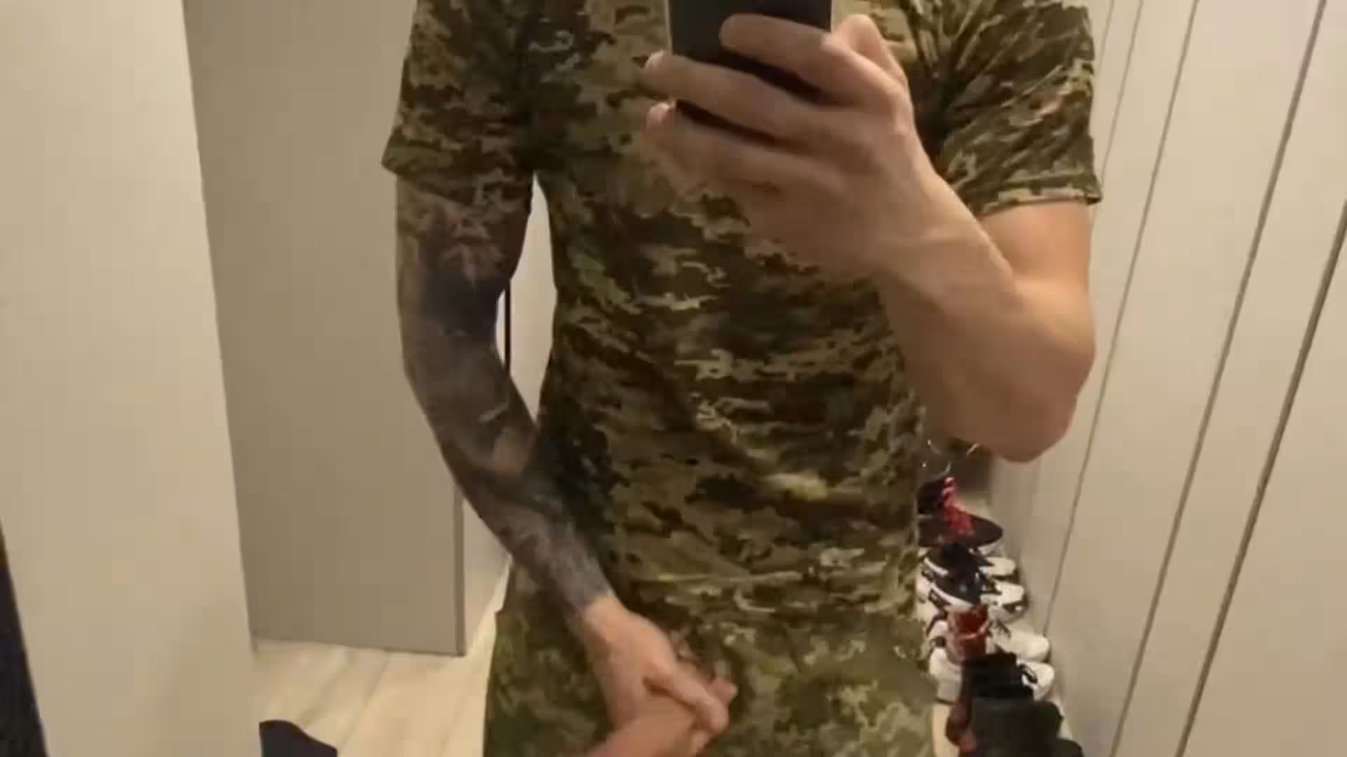 український гей Max Barz of leaks Epic
0