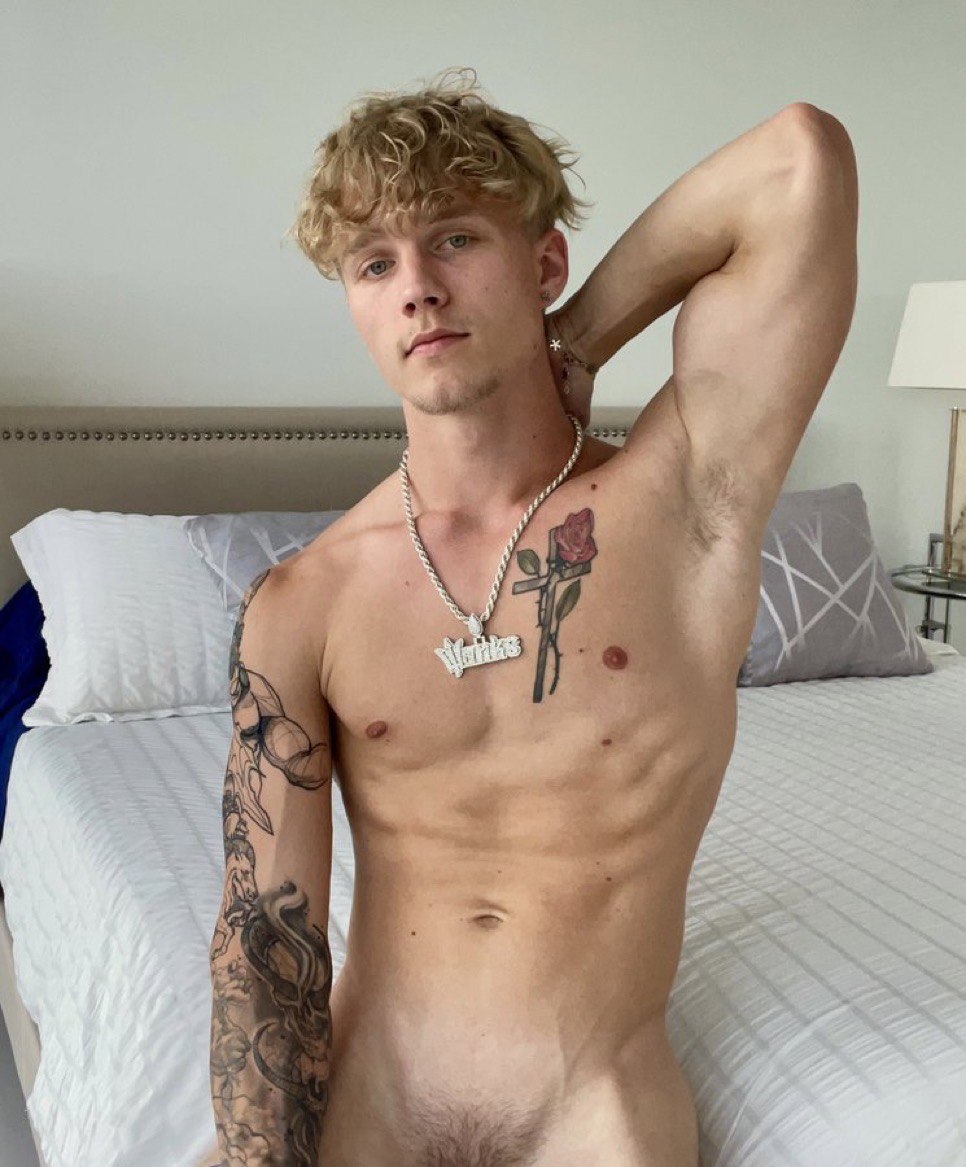 wonderful sensual tywanks
2